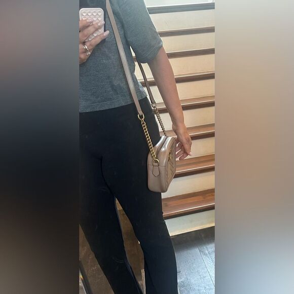 Authentic Gucci GG Marmont Matelasse Leather Crossbody Bag - Picture 12 of 17